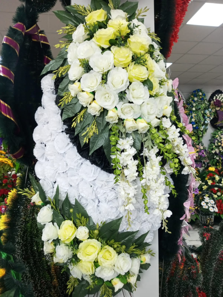 Венок Д04